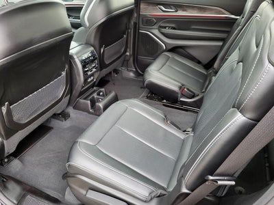 2023 Jeep Grand Cherokee L Overland 4x4