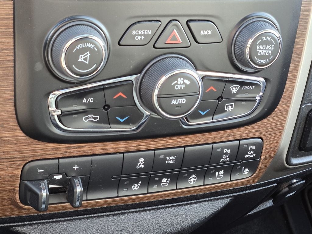 2016 RAM 1500 Laramie