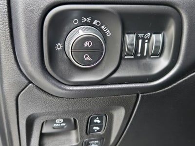 2021 RAM 1500 Limited Crew Cab 4x4 5'7" Box