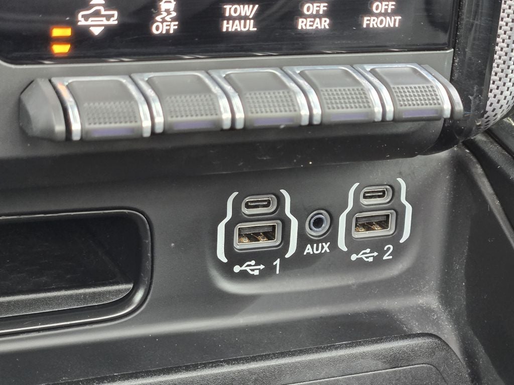 2021 RAM 1500 Limited Crew Cab 4x4 5'7" Box