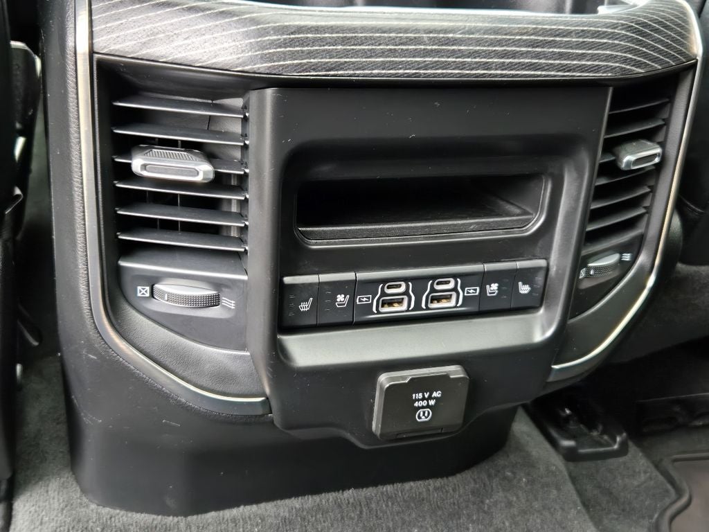 2021 RAM 1500 Limited Crew Cab 4x4 5'7" Box