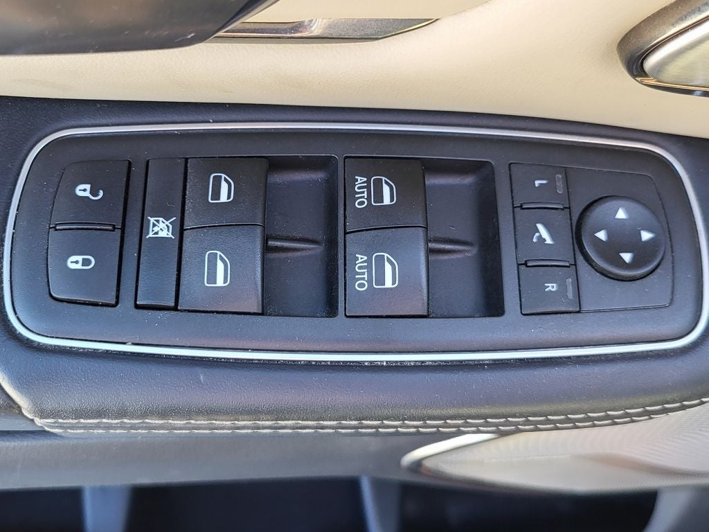 2019 RAM 1500 Limited Crew Cab 4x4 5'7" Box