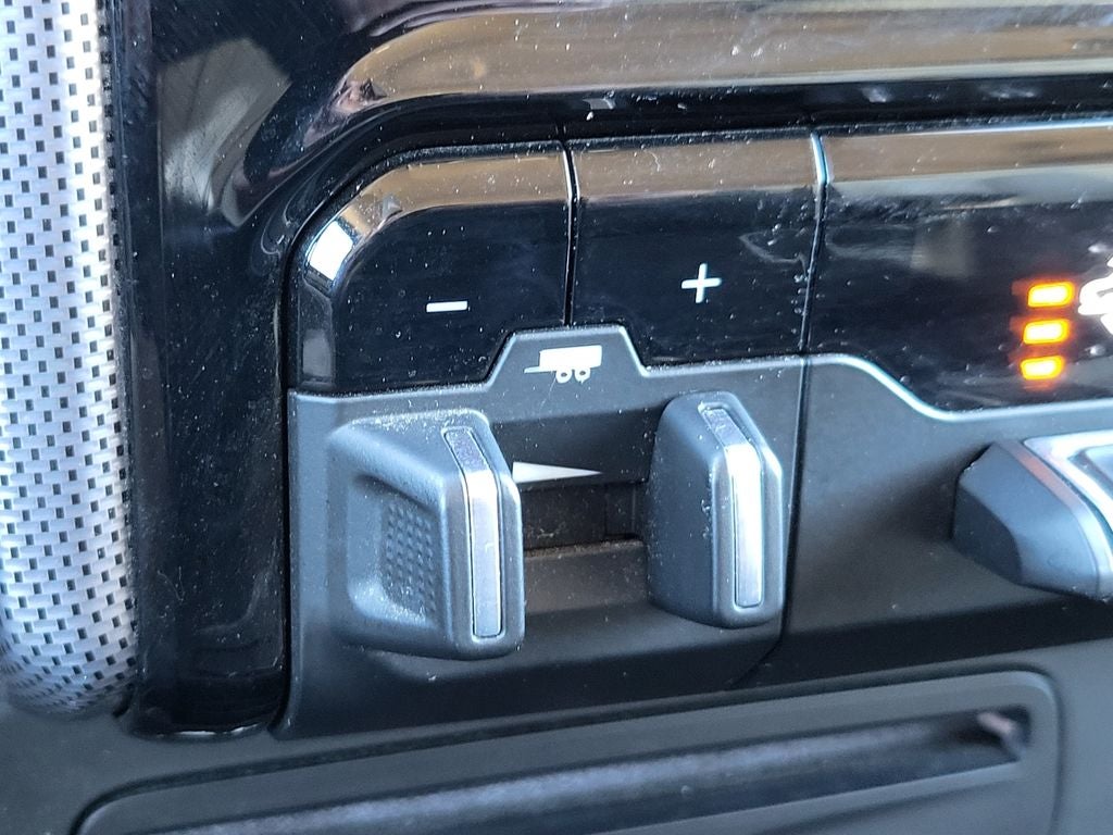 2019 RAM 1500 Limited Crew Cab 4x4 5'7" Box