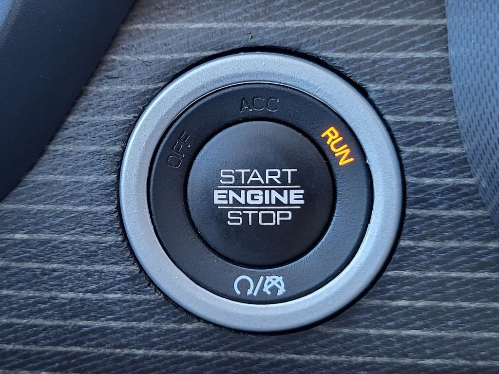 2019 RAM 1500 Limited Crew Cab 4x4 5'7" Box