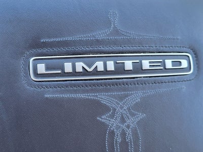 2019 RAM 1500 Limited Crew Cab 4x4 5'7" Box