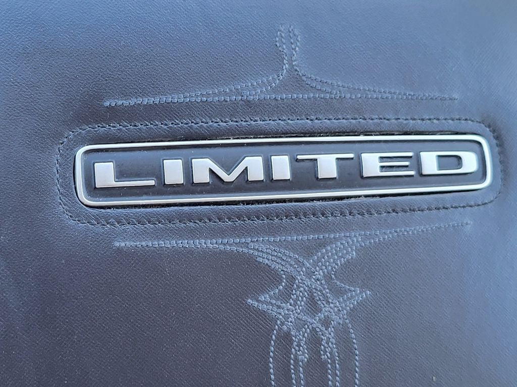 2019 RAM 1500 Limited Crew Cab 4x4 5'7" Box