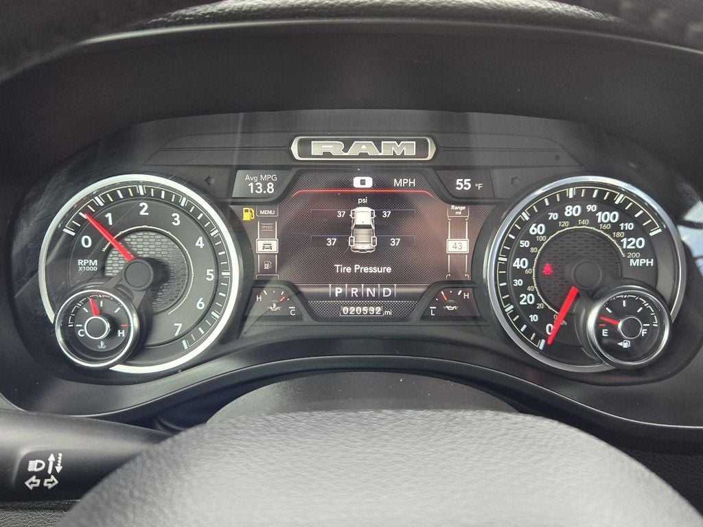 2024 RAM 1500 Laramie Crew Cab 4x4 5'7" Box