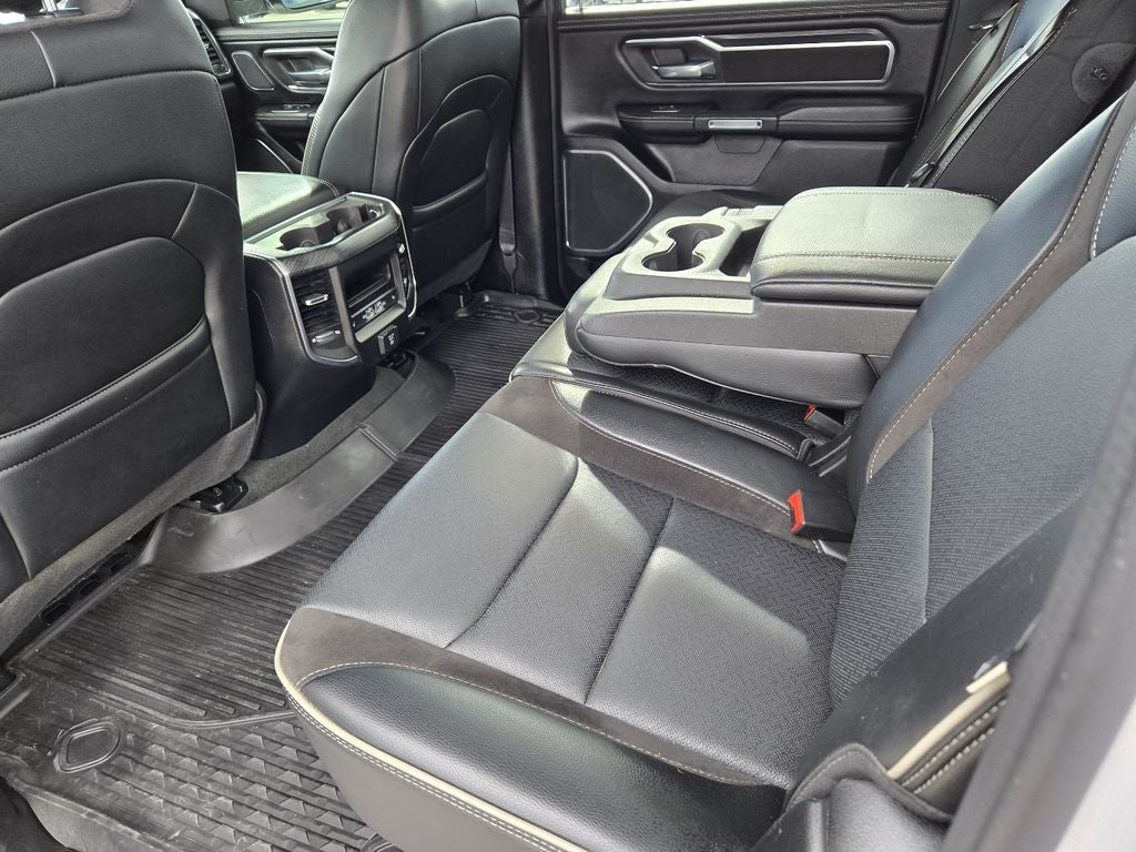 2024 RAM 1500 Laramie Crew Cab 4x4 5'7" Box