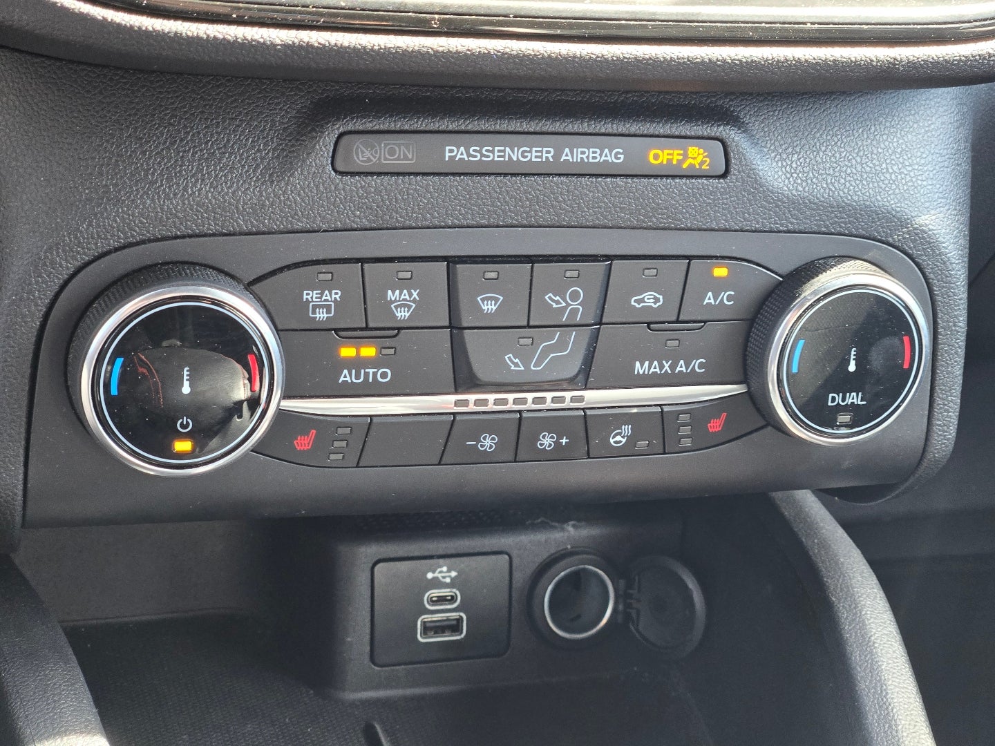 2025 Ford Escape ST-Line Select