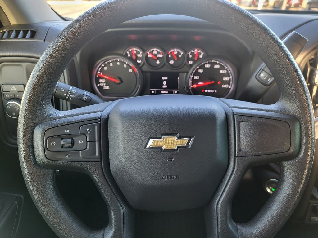 2024 Chevrolet Silverado 1500 Custom