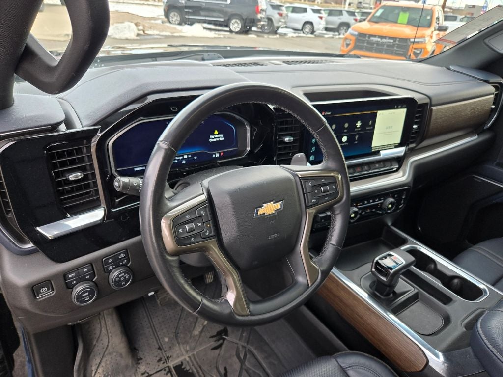 2022 Chevrolet Silverado 1500 High Country