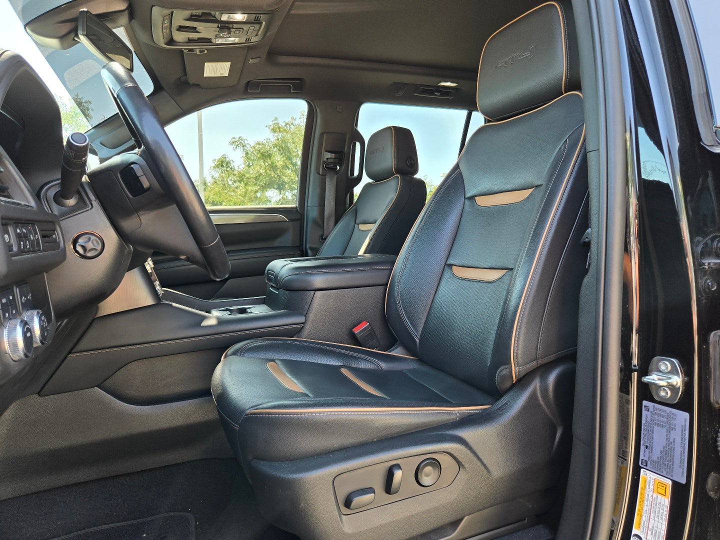 2022 GMC Yukon AT4