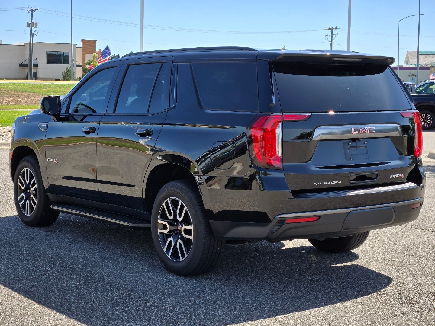2022 GMC Yukon AT4