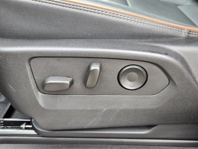 2025 GMC Yukon XL AT4