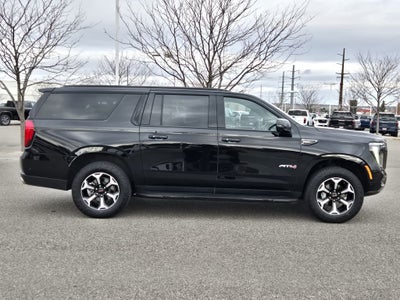 2025 GMC Yukon XL AT4