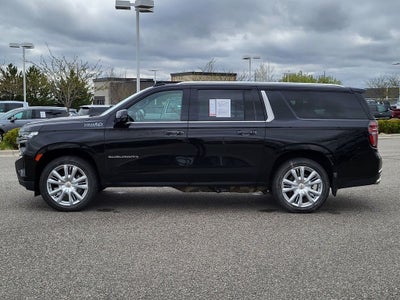 2022 Chevrolet Suburban High Country