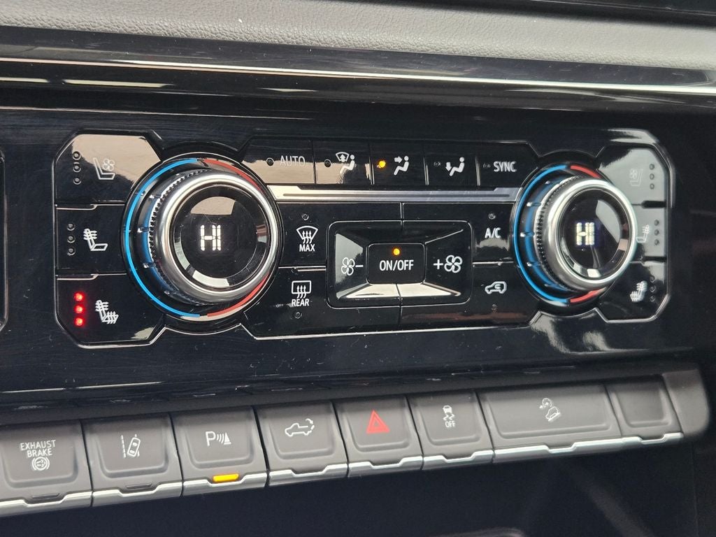 2025 GMC Sierra 2500 HD AT4