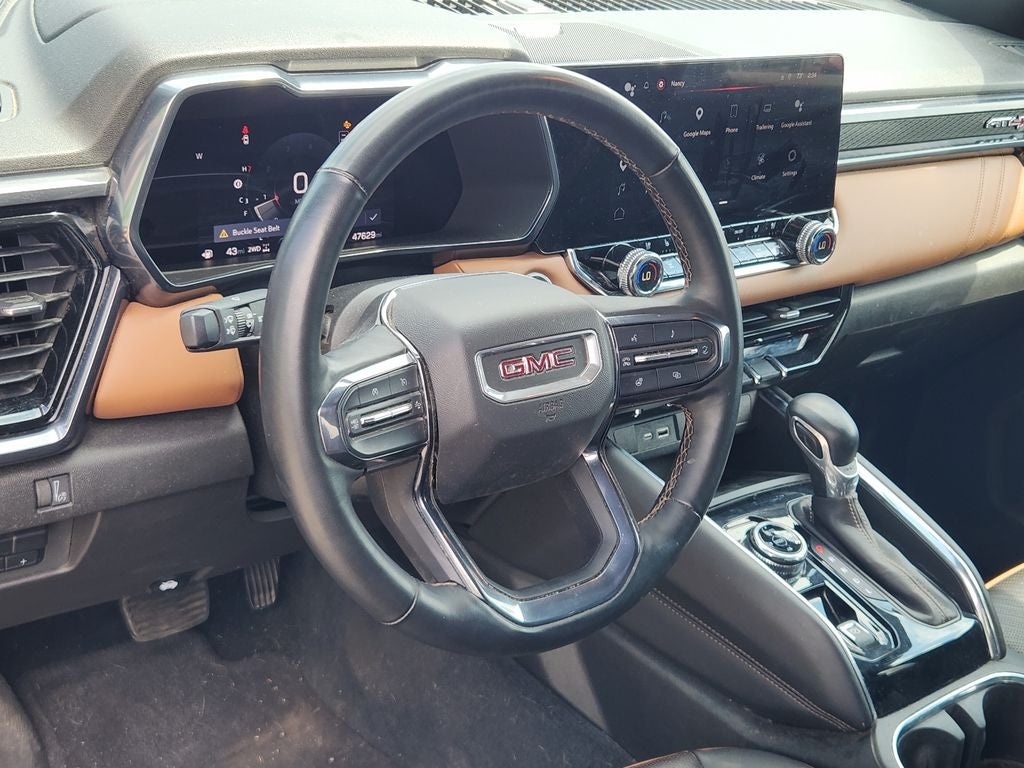2023 GMC Canyon AT4