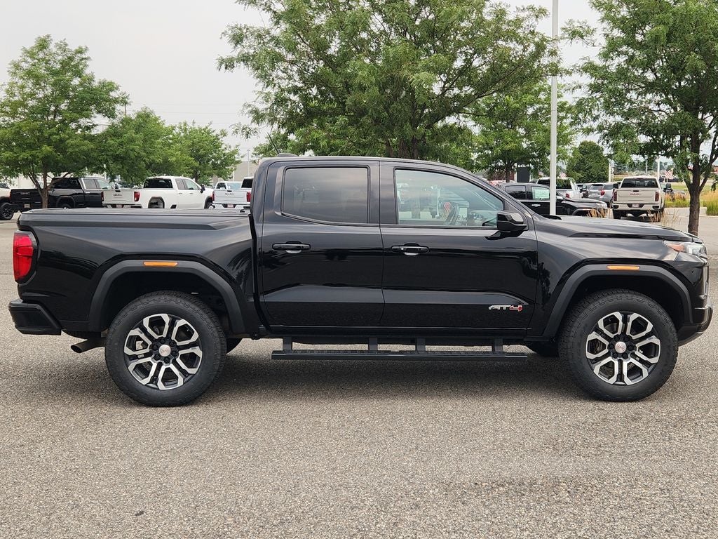 2023 GMC Canyon AT4