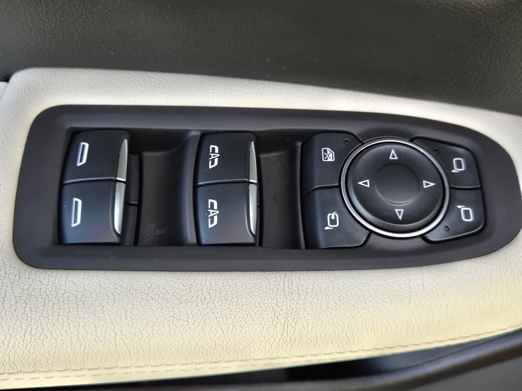 2022 Cadillac XT5 Sport