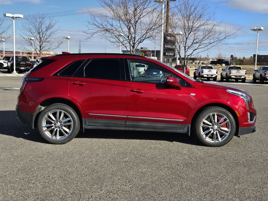 2022 Cadillac XT5 Sport