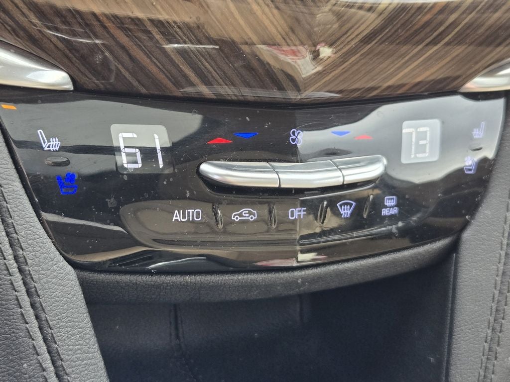 2022 Cadillac XT6 Premium Luxury