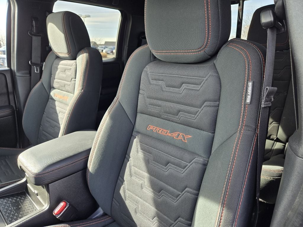 2023 Nissan Frontier Crew Cab PRO-4X 4x4