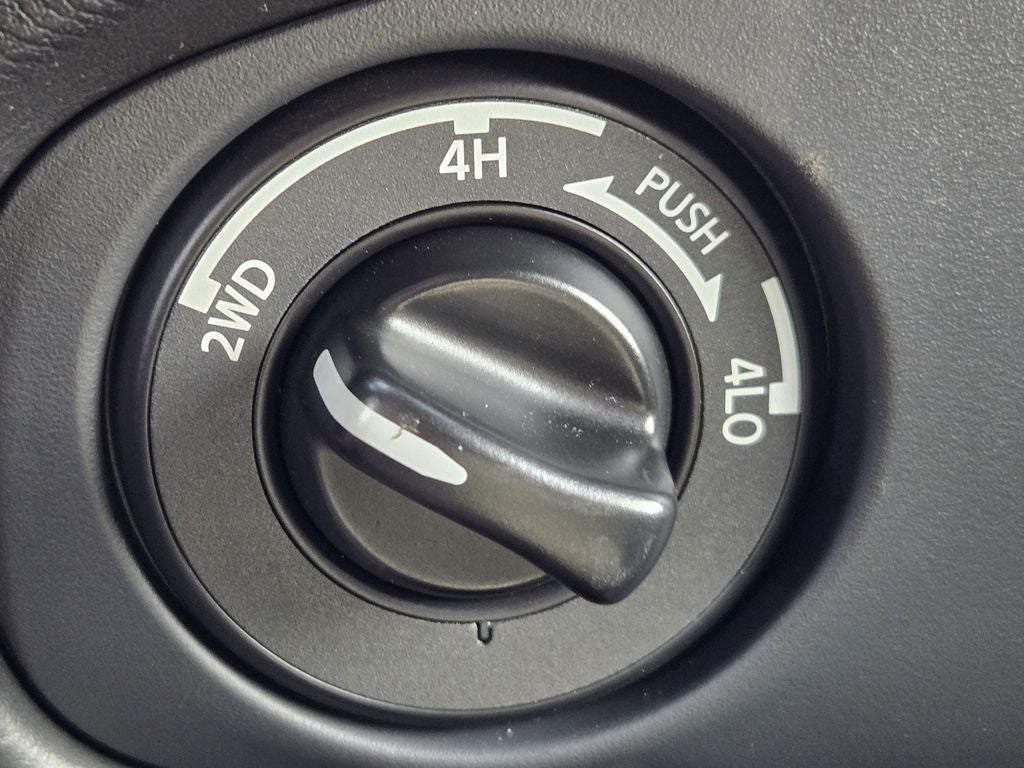 2023 Nissan Frontier Crew Cab PRO-4X 4x4