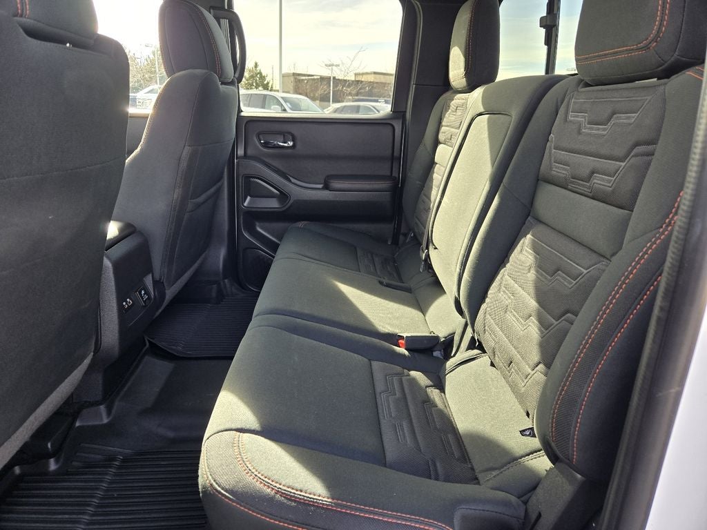 2023 Nissan Frontier Crew Cab PRO-4X 4x4