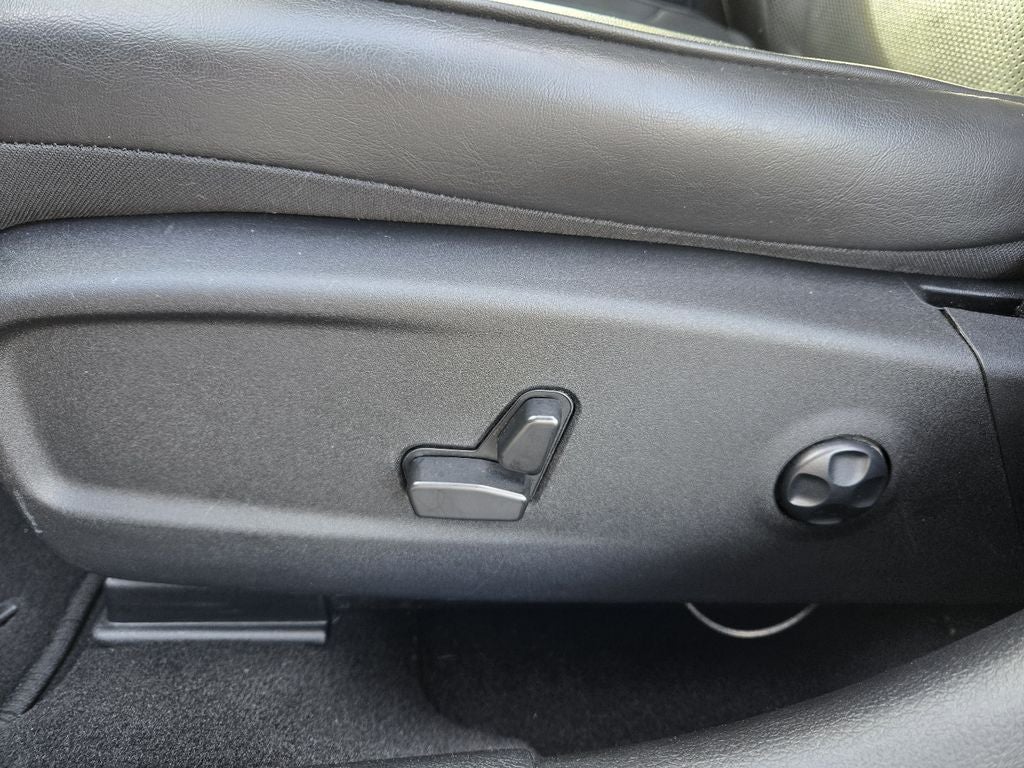 2021 Chrysler 300 Touring L AWD