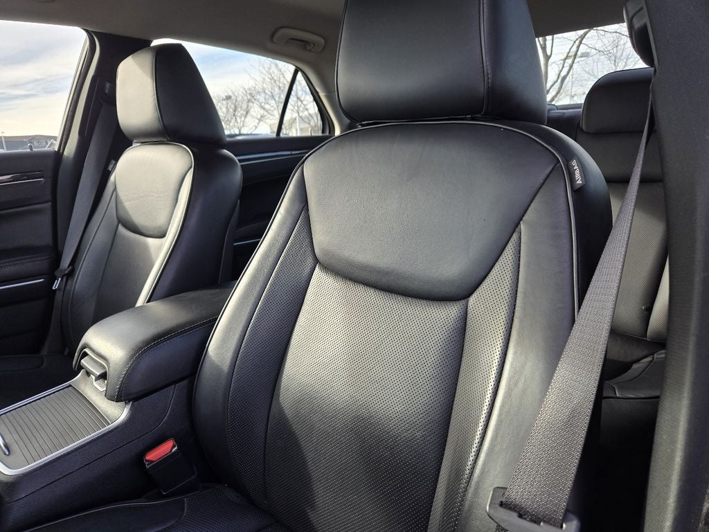 2021 Chrysler 300 Touring L AWD