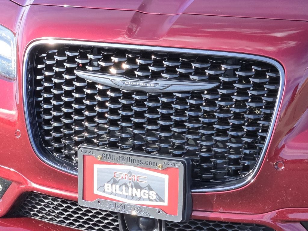 2021 Chrysler 300 Touring L AWD