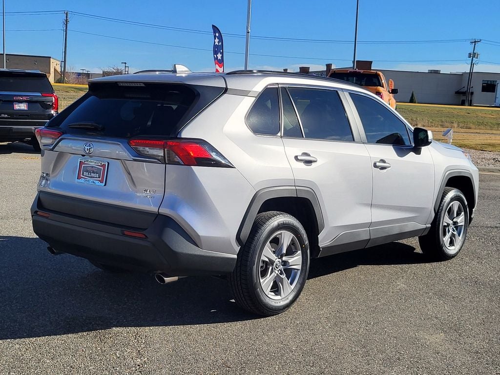 2024 Toyota RAV4 XLE