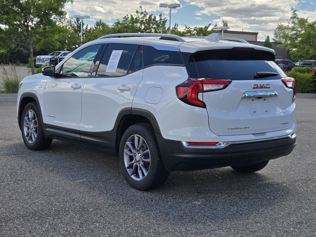 2023 GMC Terrain SLT