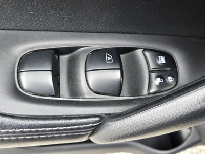 2021 Nissan Rogue Sport S FWD Xtronic CVT