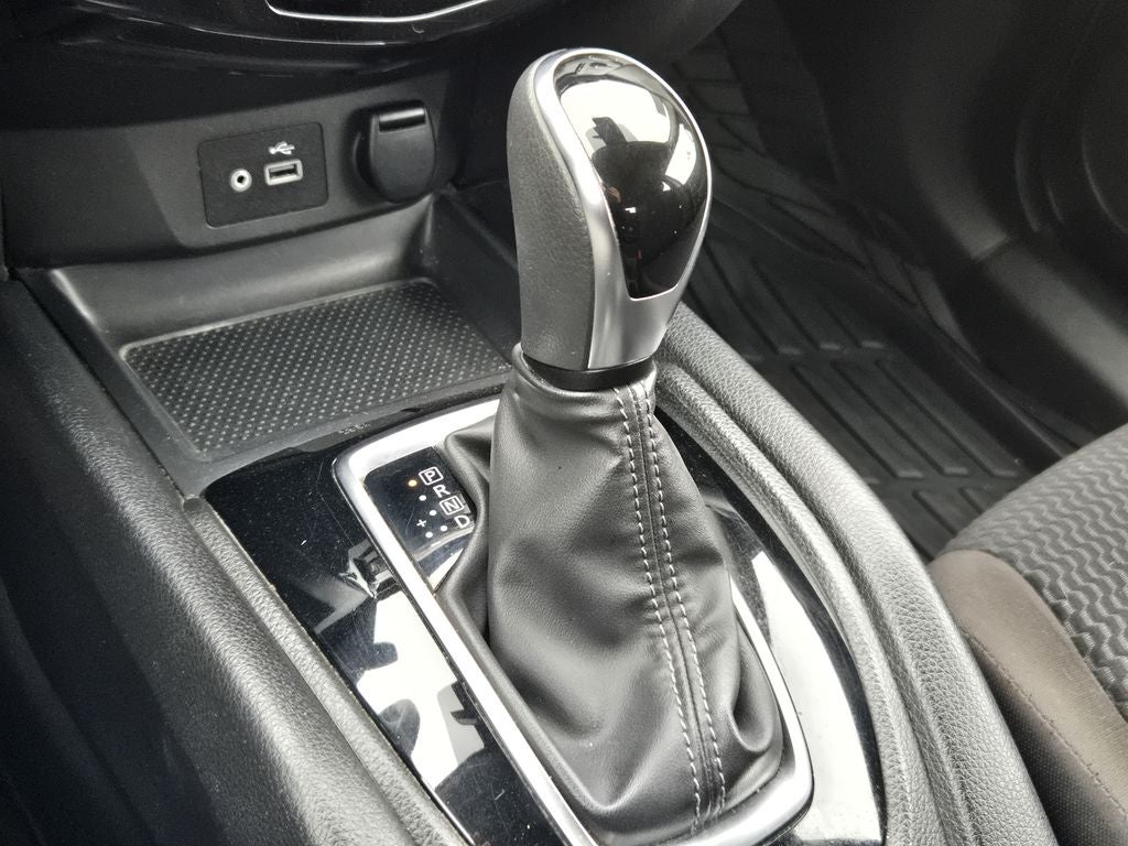 2021 Nissan Rogue Sport S FWD Xtronic CVT