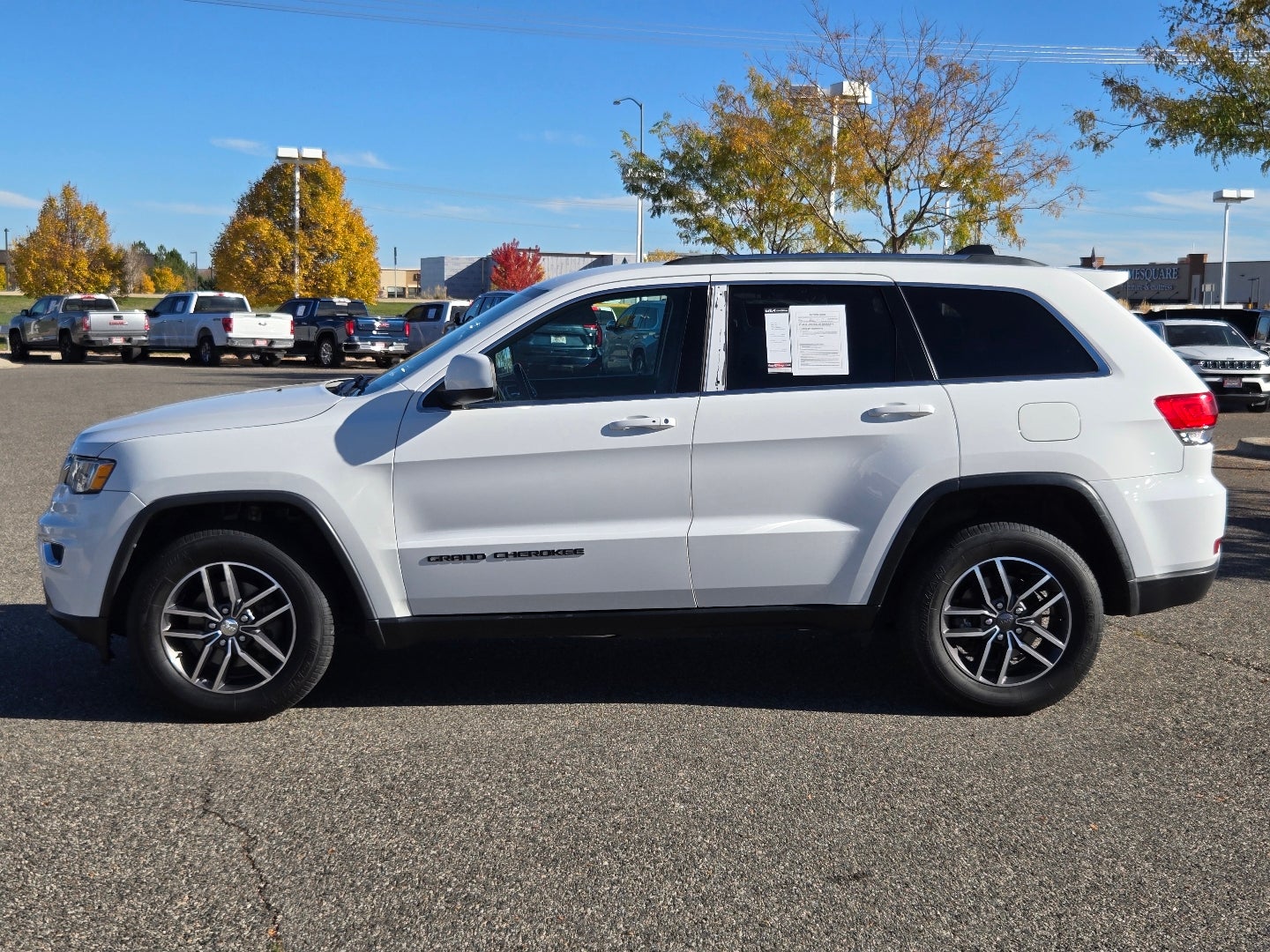 2019 Jeep Grand Cherokee Laredo E