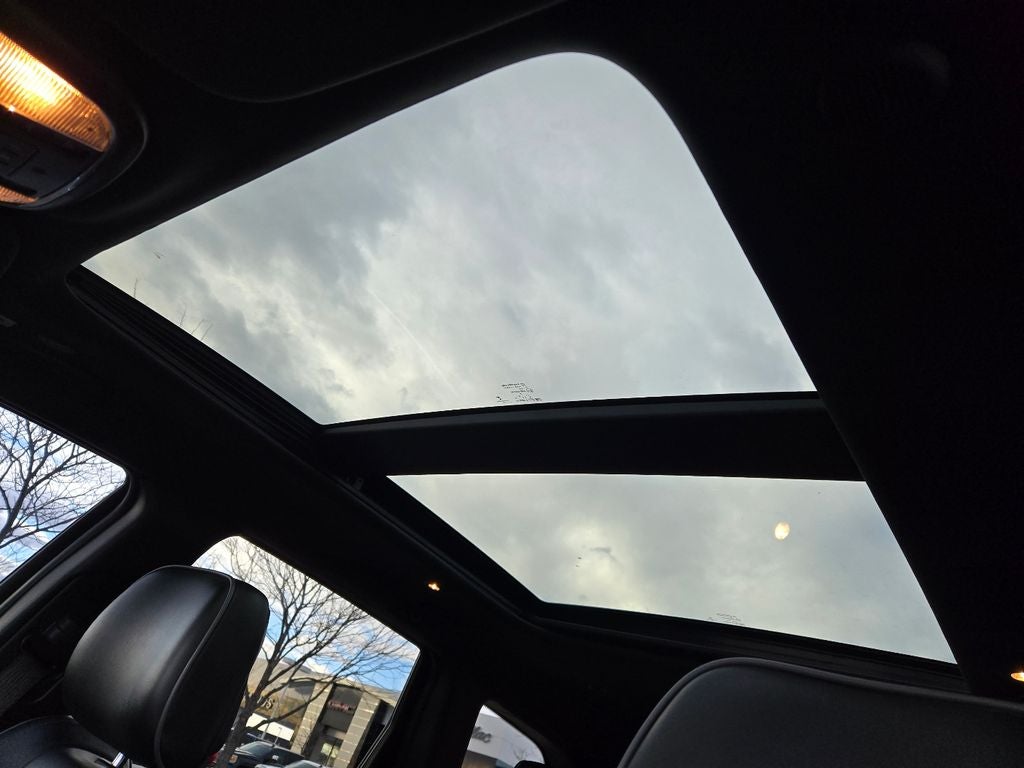 2020 Jeep Grand Cherokee Overland