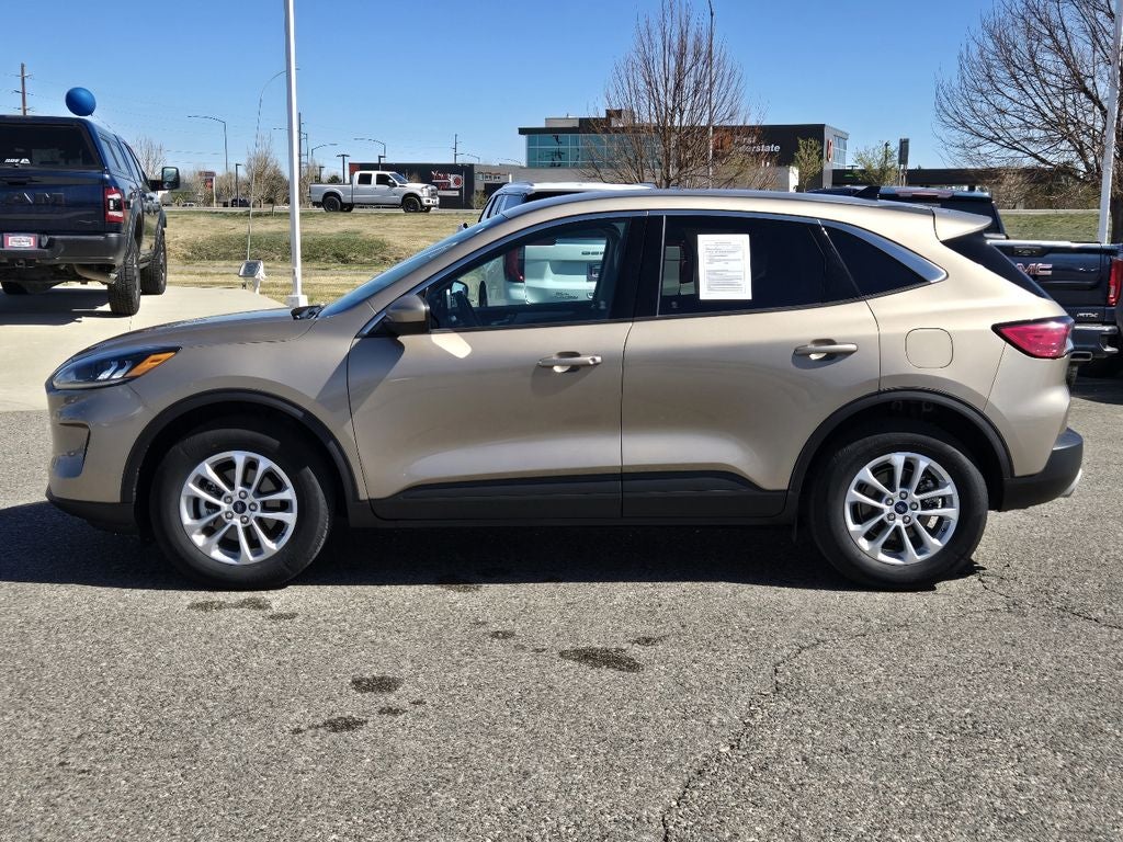 2020 Ford Escape SE