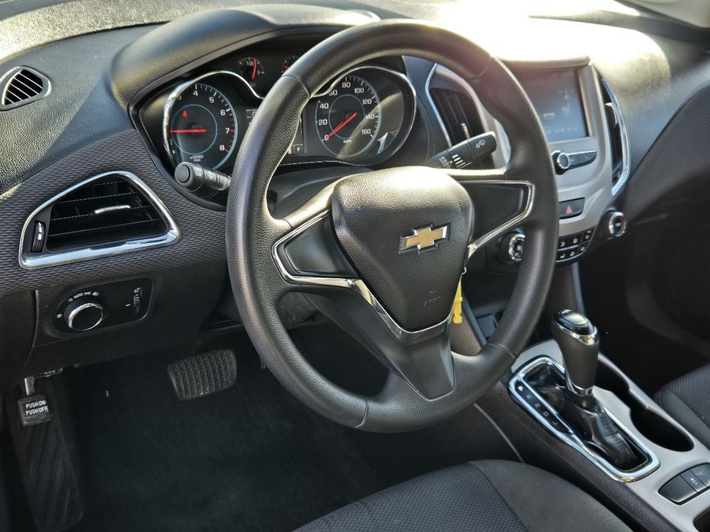 2017 Chevrolet Cruze LS