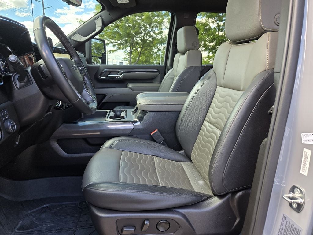 2024 Chevrolet Silverado ZR2