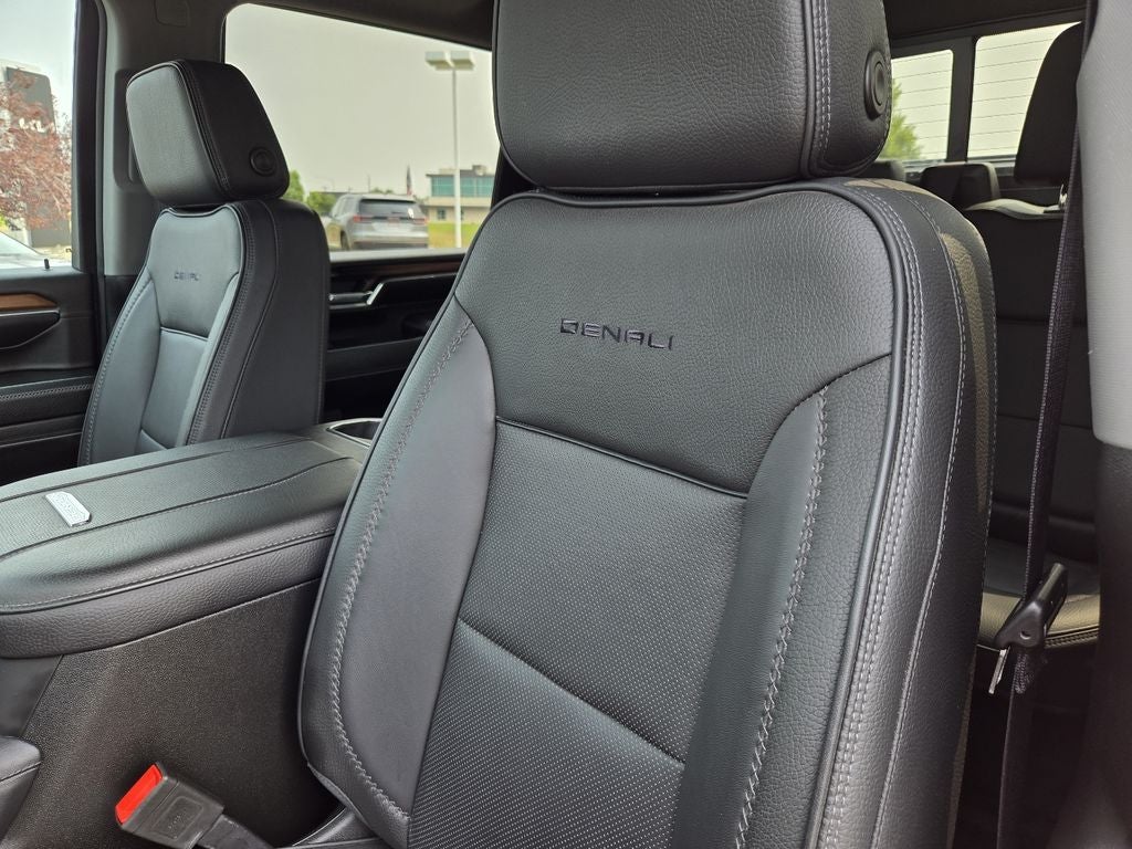 2024 GMC Sierra Denali