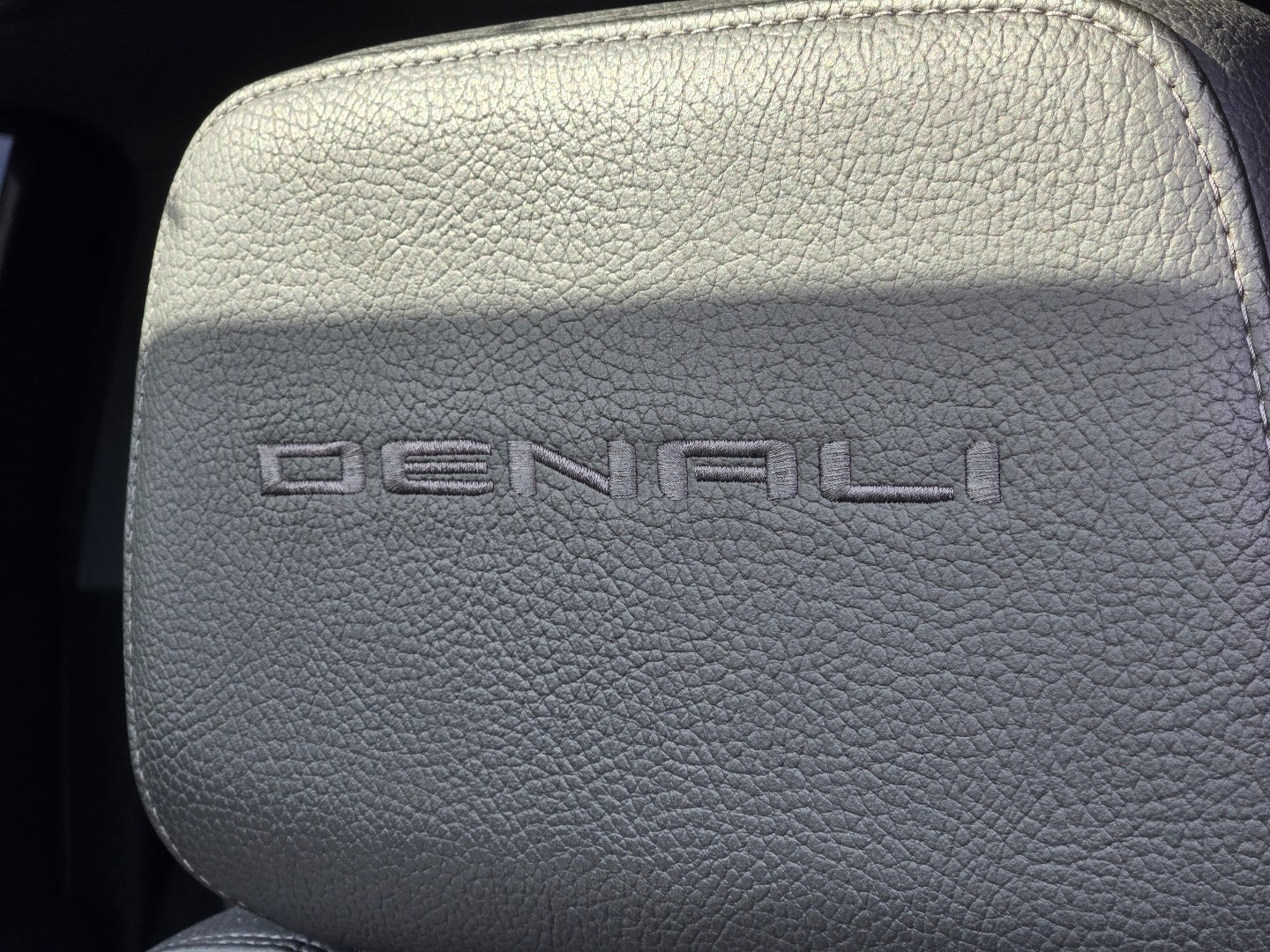 2020 GMC Sierra Denali