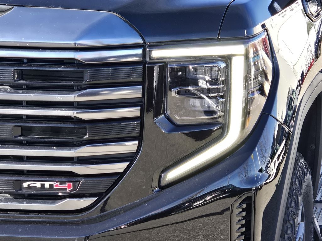 2024 GMC Sierra AT4