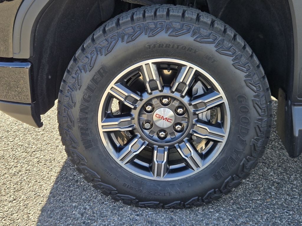 2024 GMC Sierra AT4