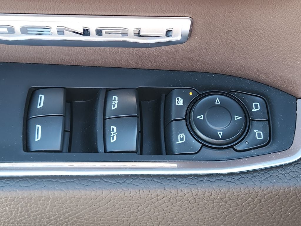 2023 GMC Sierra Denali