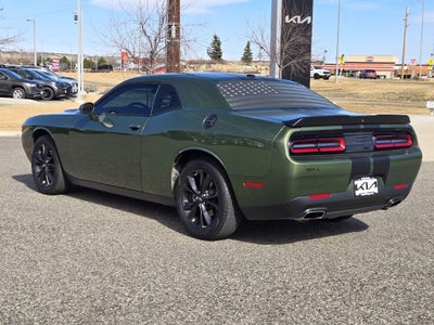 2022 Dodge Challenger SXT