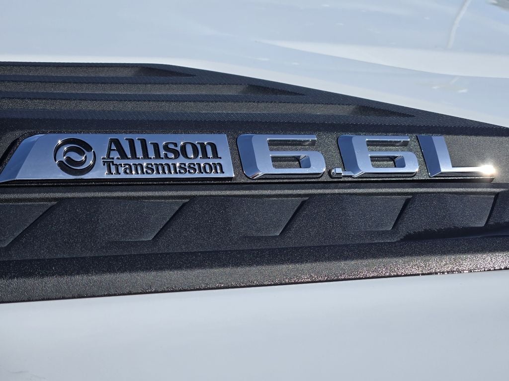 2024 Chevrolet Silverado LT