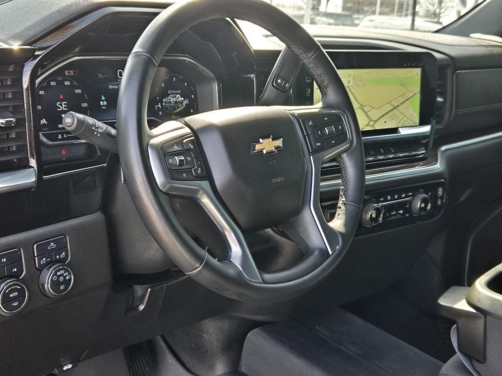 2024 Chevrolet Silverado LT