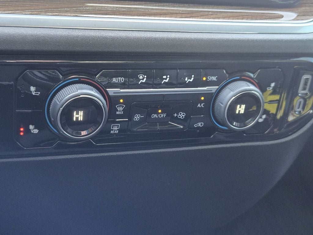 2024 Chevrolet Silverado LT